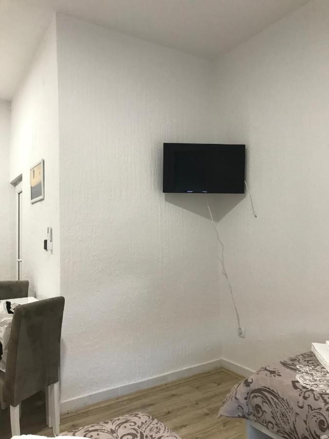 Apartamento Soba Milojkovic Golubac Exterior foto