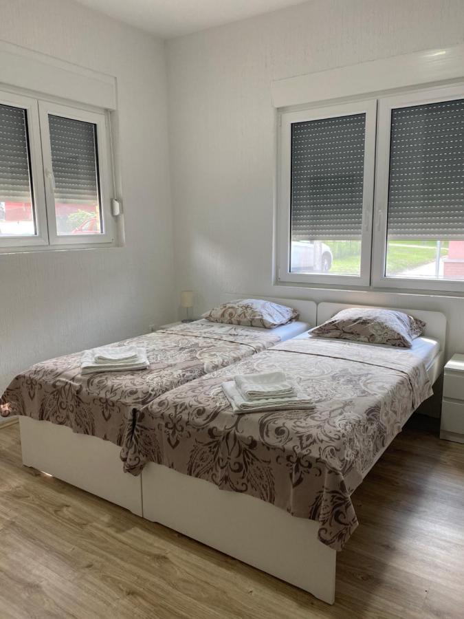Apartamento Soba Milojkovic Golubac Exterior foto